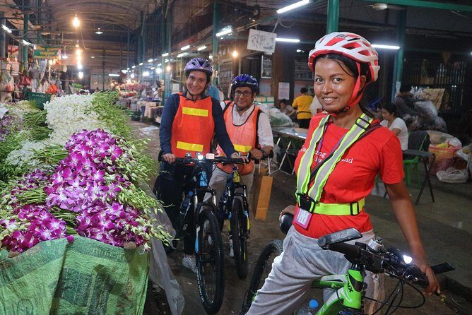 Bike Bangkok at Night with Thai Dinner - Key Points