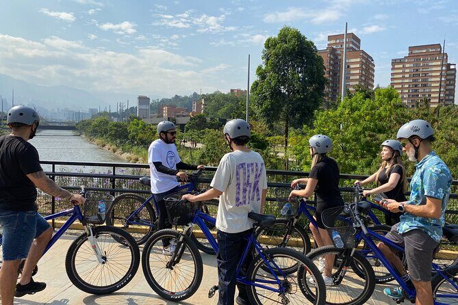 Bike City Tour Medellin With Snack and Organic Coffee - FAQ