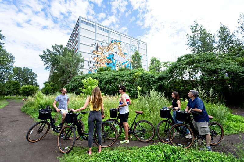 Bike/E-bike tour Plateau,MileEnd, Jean-Talon Market by Fitz - FAQ