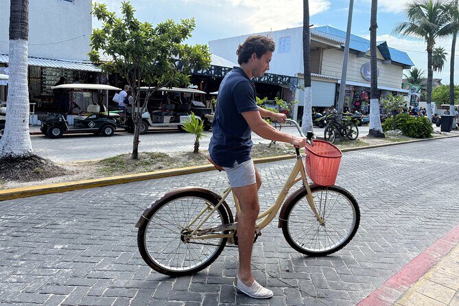 Bike Rental in Isla Mujeres - Key Points