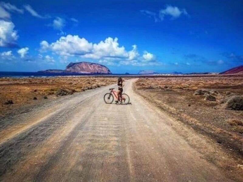 Bike Rental La Graciosa - Bike Rental La Graciosa: An Authentic Island Exploration