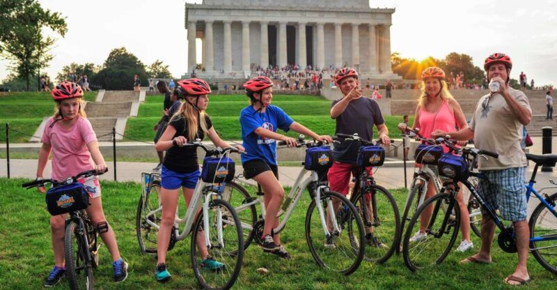 Bike Tour: Capitol Hill, Lincoln Memorial, National Mall - An In-Depth Look at the Washington, D.C. Bike Tour