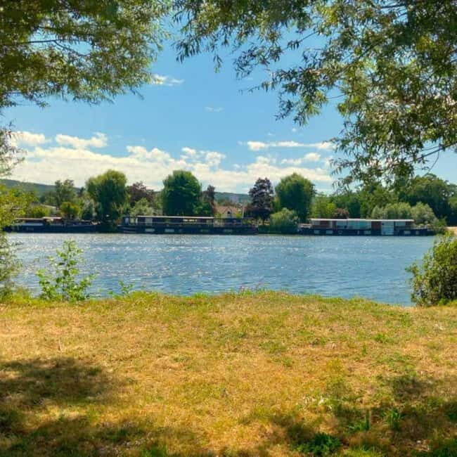 Bike tour from Vernon to Giverny with local guide - Flexibility and personal touches