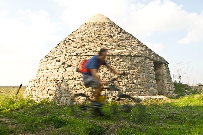 Bike Tour into the nature around Castel del Monte - FAQs
