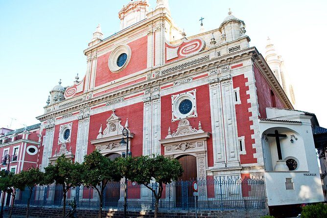 Bike tour through the monumental area of Seville - An In-Depth Look at the Seville Bike Tour