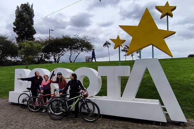 BIKE Tour to the *Botanical Garden+ Market* - Experience Bogotá on Two Wheels: A Bike Tour to the Botanical Garden and Market