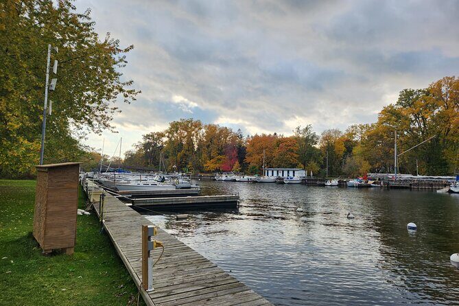 Bike Tour Toronto Harbourfront and Toronto Islands (Economical) - Key Points