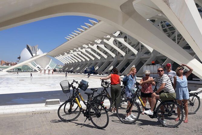 Bike tour with city guide from old to new - The Itinerary: From Old to New