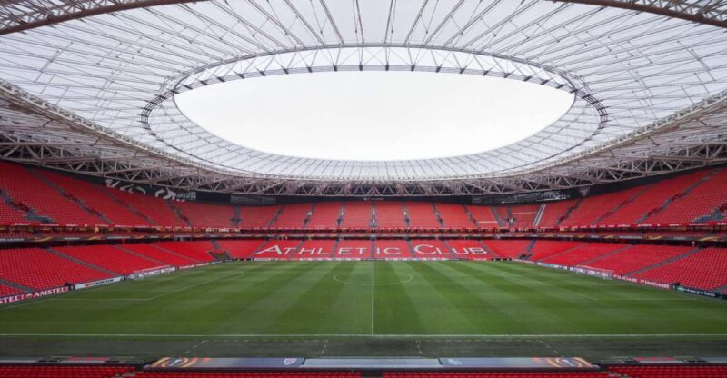 Bilbao All Iron Tour: Guggenheim and San Mamés with Lunch - Key Points