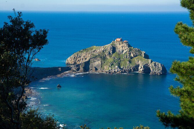 Bilbao: Gaztelugatxe, Bermeo, Mundaka and Gernika with Txakoli - Frequently Asked Questions