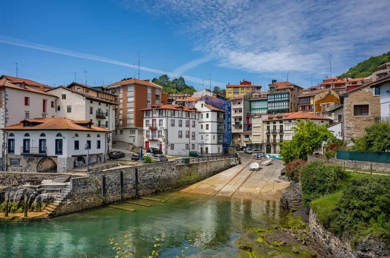 Bilbao: Gaztelugatxe, Bermeo, Mundaka, Gernika, & Wine Tour - Possible Drawbacks