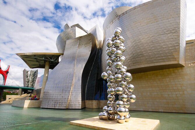 Bilbao & Guggenheim Museum Private Walking Tour with guide - Plaza Nueva and Bilbao Cathedral