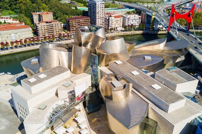 Bilbao & Guggenheim Museum Private Walking Tour with guide - The Value of This Tour