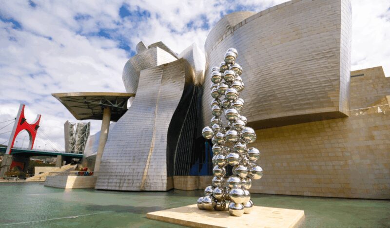 Bilbao & Guggenheim Private Walking Tour from Hotel/Center - Key Points