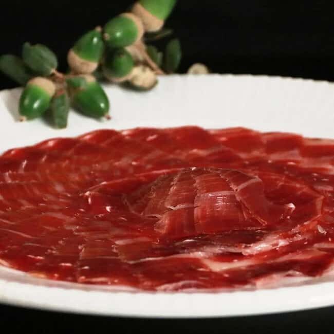 Bilbao: Guggenheim Secrets & Savor the Seas Treasures. VIP - Discover the Guggenheim and Taste Basque Delights