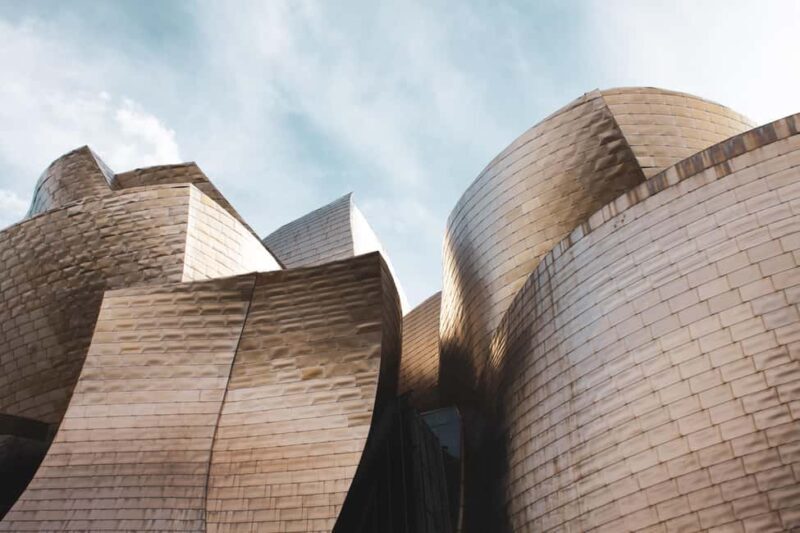 Bilbao: Guggenheim VIP Experience. Small Group. Expert Guide - Practicalities and Value