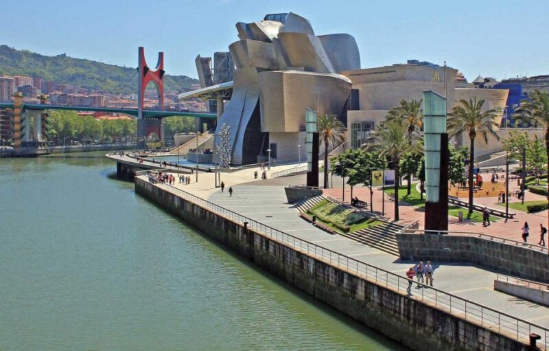 Bilbao: Guggenheim VIP Experience. Small Group. Expert Guide - Final Thoughts