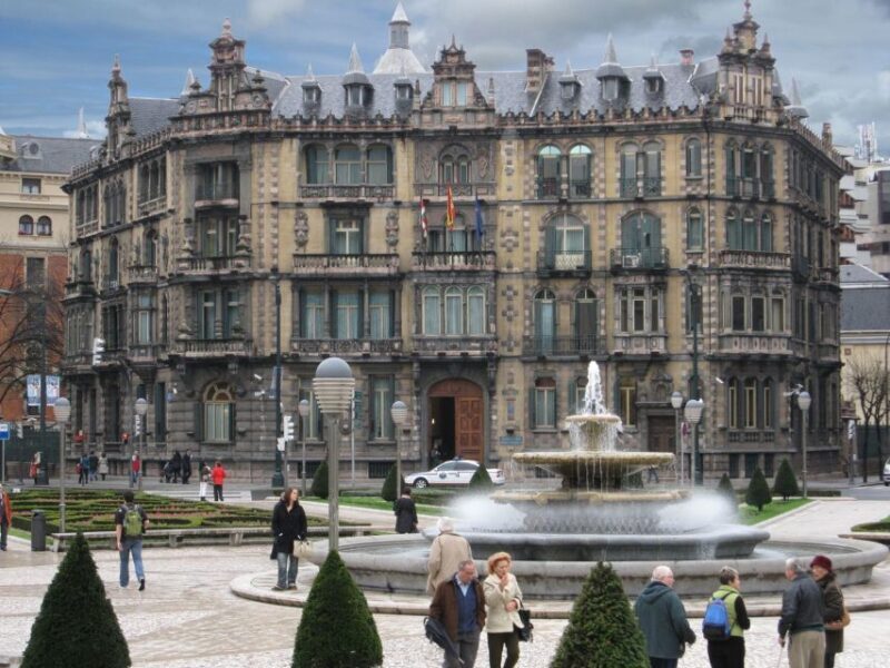 Bilbao: Historical and Architectural Walking Tour - Key Points