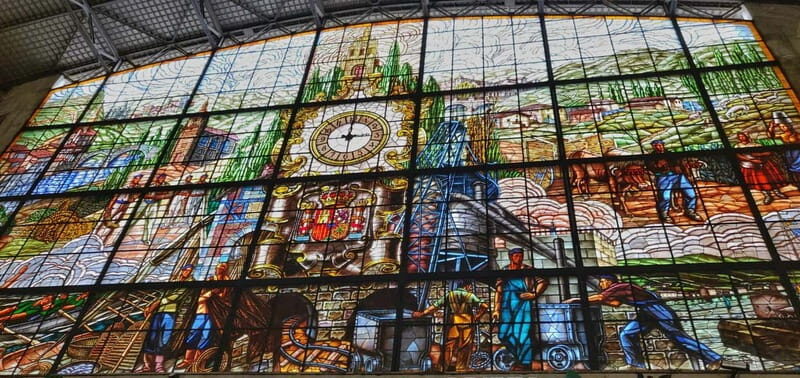 Bilbao: I am a guide who shows the history of the town of Bilbao. - Final Thoughts: Who Will Love This Tour?