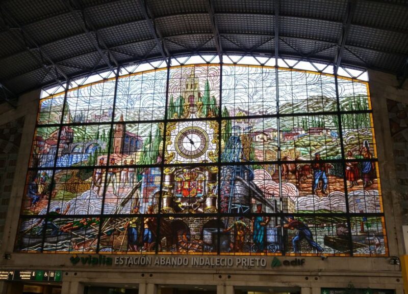 Bilbao - Private Historic walking tour - Who Should Book This Tour?