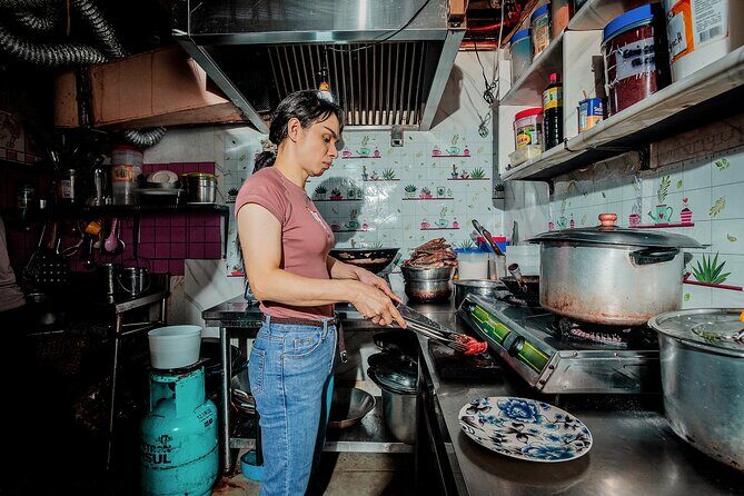 Binondo Bites Manila Food Tour with 15+ Tastings - In The Sum Up