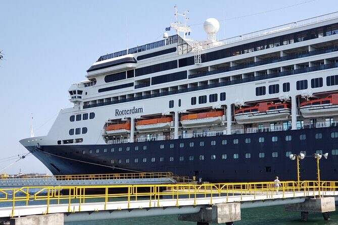 Birdwatching to the Mangrove of Paredon (From Puerto Quetzal) Private Tour - FAQ