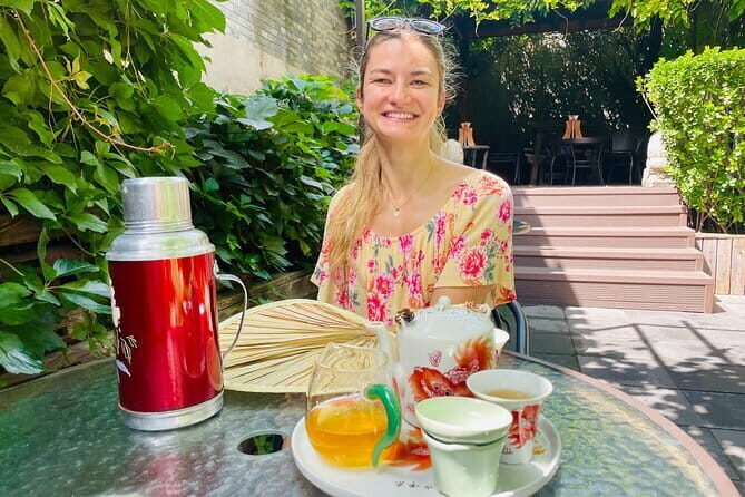 Bite and Stroll: Brunch Tour in Old Town Beijing! - A Close Look at the Experience