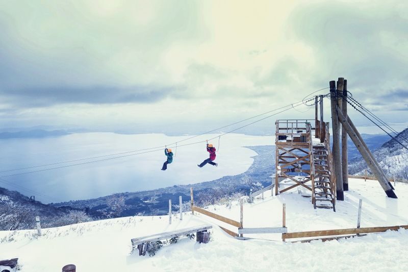 Biwako Valley Ski Resort Day Tour from Osaka - Skiing, snowboarding and the limits of a first lesson