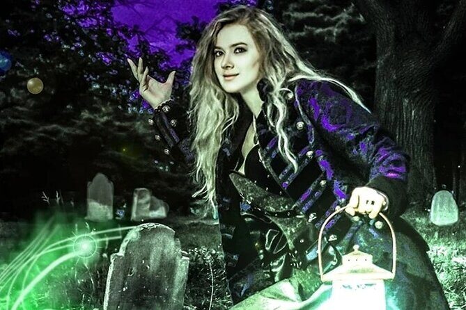 Black Cat Ghostly Night Tour in Salem - Black Cat Ghostly Night Tour in Salem: A Spooky Walk Through History