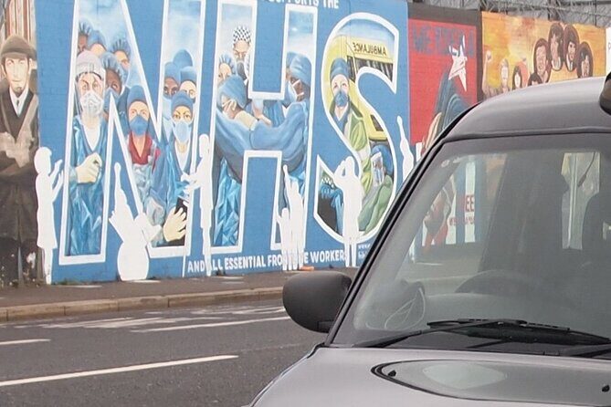 Black Taxi Mural "Tour Like A Local" - A Deep Dive into the Belfast Black Taxi Murals Tour