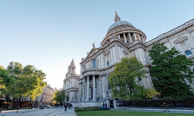 Black Taxi Tour Of London - Black Taxi Tour Of London: A Personalized Peek Into the Capital