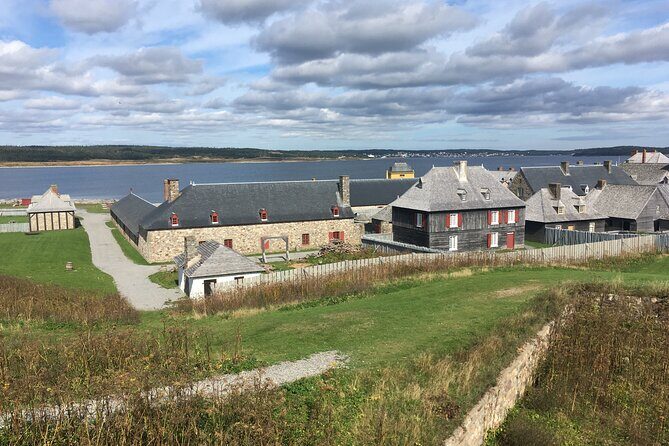 Black Wood Tours: Fortress of Louisbourg Tour - A Detailed Look at the Fortress of Louisbourg Tour