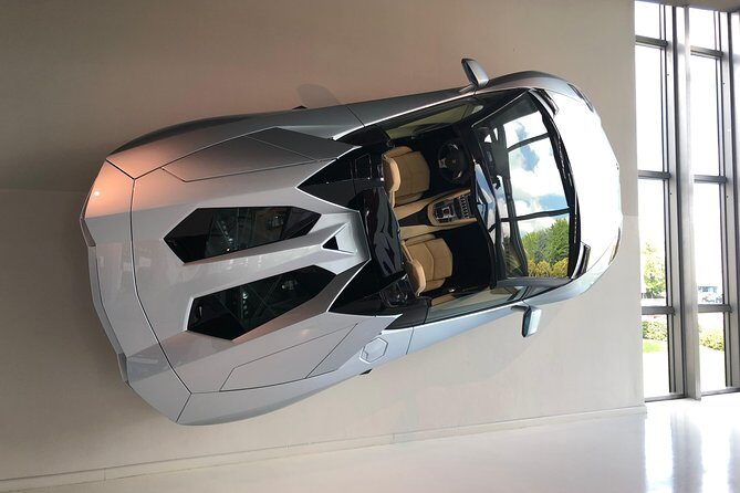 Black&Red:Lambo Museum,Ferrari Factory,Ferrari Museum,Lunch,Private transport - Who Should Consider This Tour?