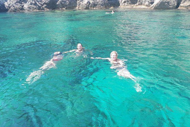 Blue Cave | 5-Hour Afternoon Sea Safari - An Inside Look at the 5-Hour Sea Safari