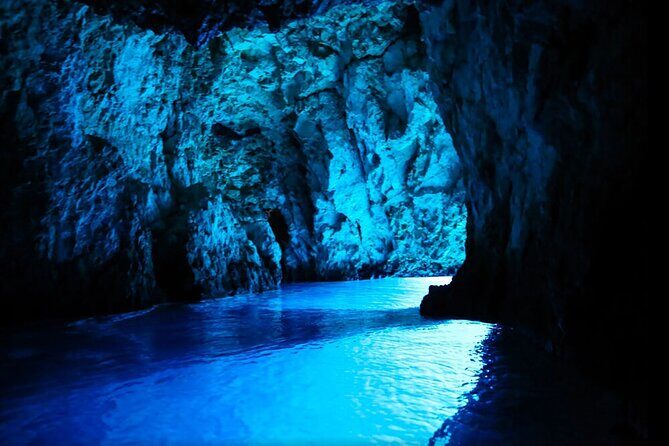 Blue Cave and Hvar island - five island tour from Split - The Itinerary in Detail: What to Expect