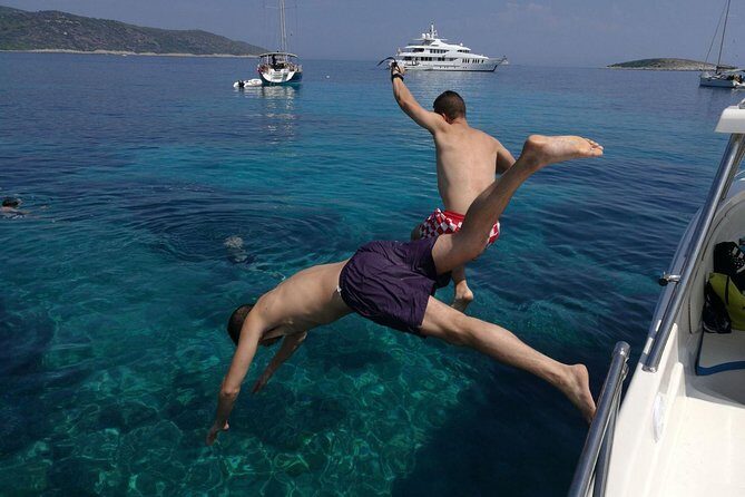 Blue Cave and Hvar island - five island tour from Split - What’s Included and What’s Not