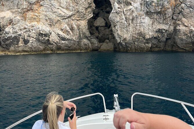 BLUE CAVE & ELAPHITI ISLANDS 4 HOURS ALL INCLUSIVE boat tour - Who Should Consider This Tour?