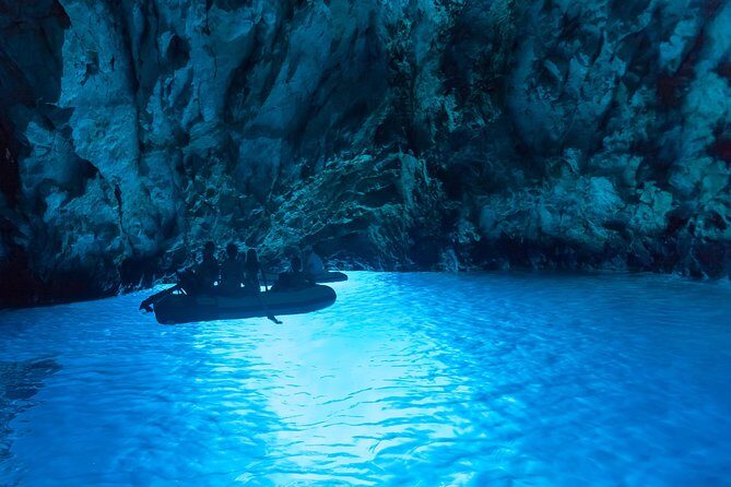 Blue cave & Hvar, 5 islands speed boat tour with unique boats from Split - The Sum Up: Who Is This Tour Best For?