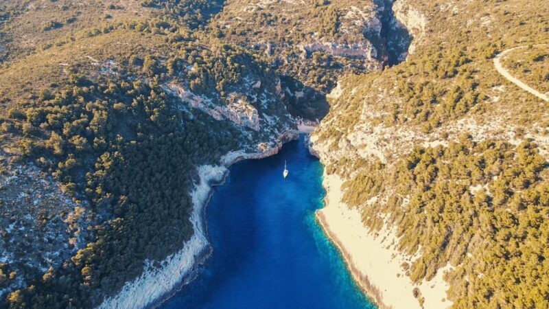 Blue Cave & Hvar Island (Paklenjaci) Private Speedboat Tour - Who This Tour Is Perfect For