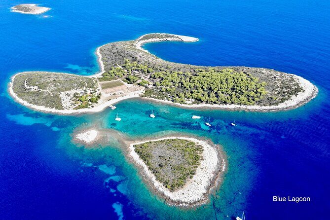 Blue cave, Mama Mia and Hvar, 5 island speedboat tour from Trogir - The Sum Up