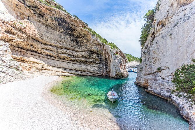 Blue Cave & Pakleni islands Private Tour - Who Will Love This Tour?