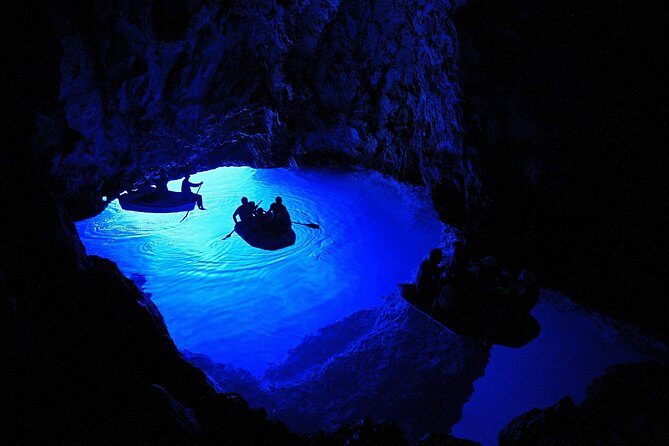 Blue Cave,Blue Lagoon and Ship Wreck - unique private boat tour - The Blue Cave (Cave Bisevo)