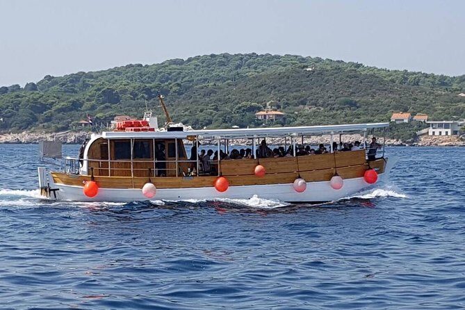 Blue & Green Cave Tour with Elaphite Island Stop from Dubrovnik - FAQ