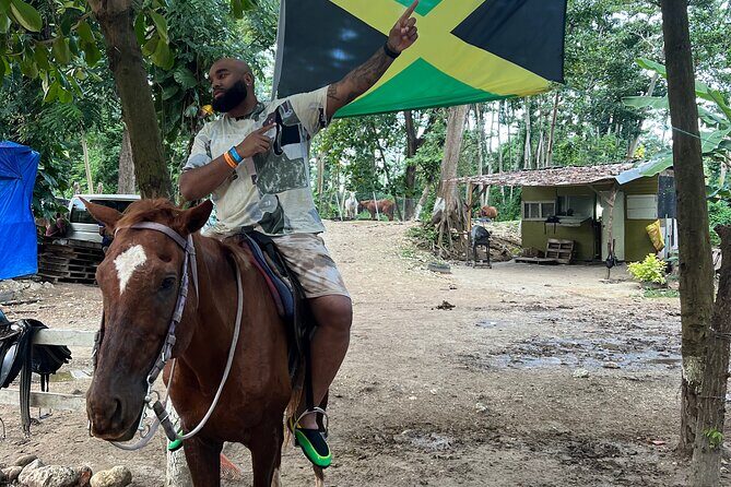 Blue Hole Adventure & Horseback Riding Tour - Key Points