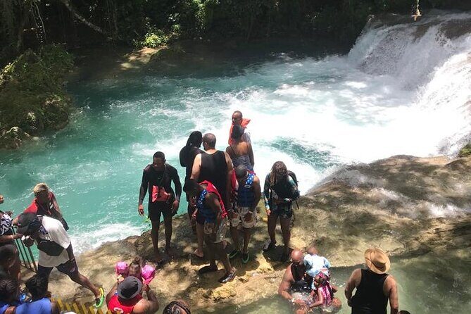 Blue Hole and Dunn's River Adventurous and hiking waterfalls from Ocho Rios - Authenticity and Tips for a Smooth Experience