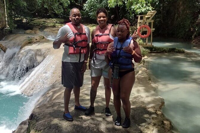 Blue Hole and Shopping in Ocho Rios Jamaica - Practical Tips for Travelers