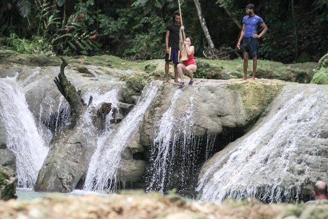 Blue Hole & Dunn's River Falls with Lunch from Grand Palladium and Negril - Why This Tour Works Well for You