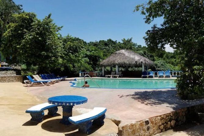 Blue Hole Mineral Spring and Ricks Cafe Private Tour - Who Is This Tour Best For?