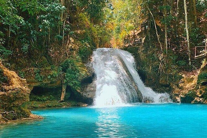 Blue Hole River & Falls with Shopping from Ocho Rios - Who Should Book This Tour?