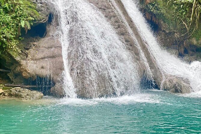 Blue Hole, Sightseeing and Shopping from Ocho Rios - Key Points